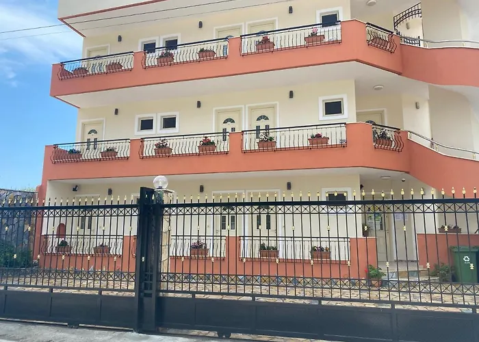 Golden Beach Apartments